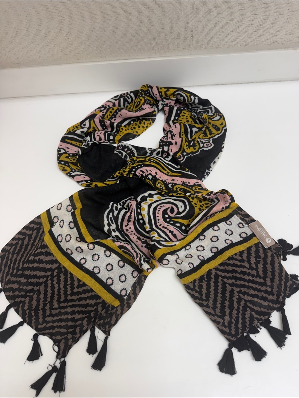 Spartina Stylish Black Paisley Pattern Women's Scarf with Tassels